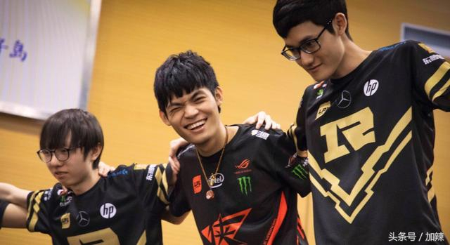 Karsa在瑞士队比赛中回归赛场清晨多特蒙德调整名单以备社区盾，哈兰德在RNG比赛中状态火爆直接炸裂的简单介绍