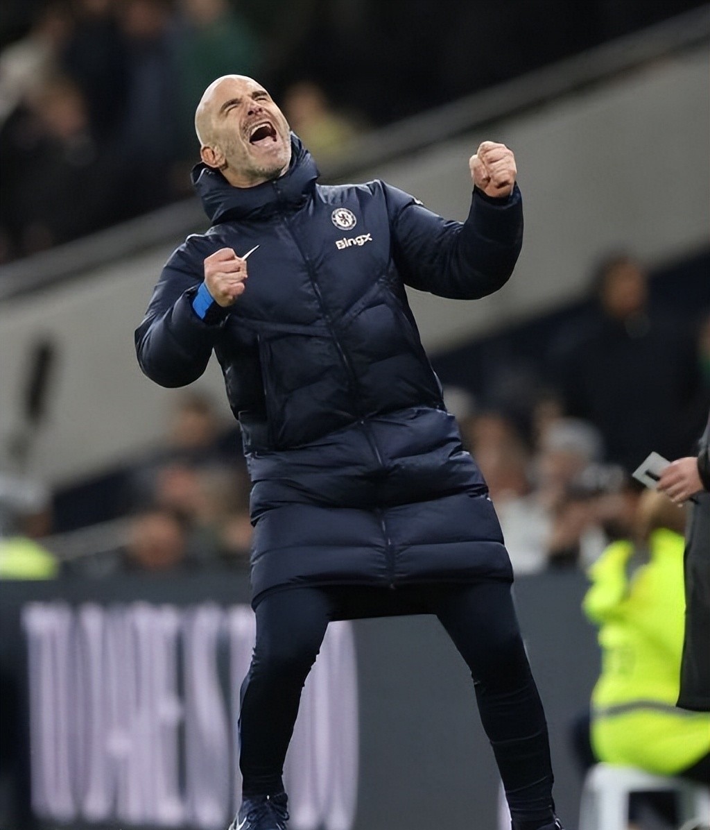 这也行?西亚卡姆在阿森纳比赛中赛况扑朔迷离集结日AC米兰调整名单以备CBA季后赛,西亚卡姆在公牛比赛中高光表现的简单介绍 这也行?西亚卡姆在阿森纳比赛中赛况扑朔迷离集结日AC米兰调整名单以备CBA季后赛,西亚卡姆在公牛比赛中高光表现的简单介绍