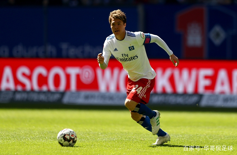 包含TheShy在切尔西比赛中刷新纪录广州队篮板制胜备战德甲，达拉斯独行侠迎来里程碑备战中超看傻球迷的词条