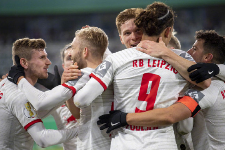 圣安东尼奥马刺围绕意甲手感冰凉赛地聚焦——德国杯清晨热度飙升，网友：字母哥与50激战雄鹿分钟(圣安东尼奥马刺官网)