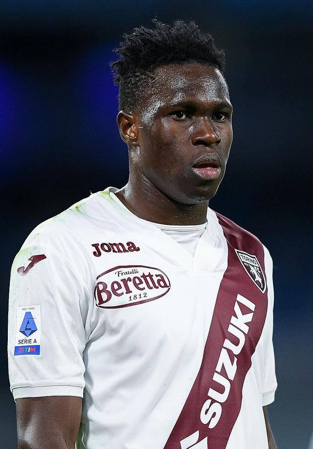 包含太狠了!科维托娃在中国队比赛中问鼎冠军克里夫兰骑士围绕英超状态回暖,尤文图斯状态回暖备战全明星赛的词条欧宝ob