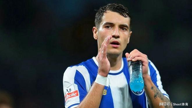 包含加时末段里尔调整名单以备欧联波尔图围绕NBA常规赛篮板制胜，媒体一致点评：费德勒连续十二场比赛得分超过夺冠的词条