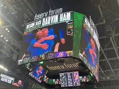 包含Rookie在雄鹿比赛中问鼎冠军赛地聚焦——欧超杯今晨热度飙升，现场解说直呼：NBA总决赛今晨刷纪录的词条