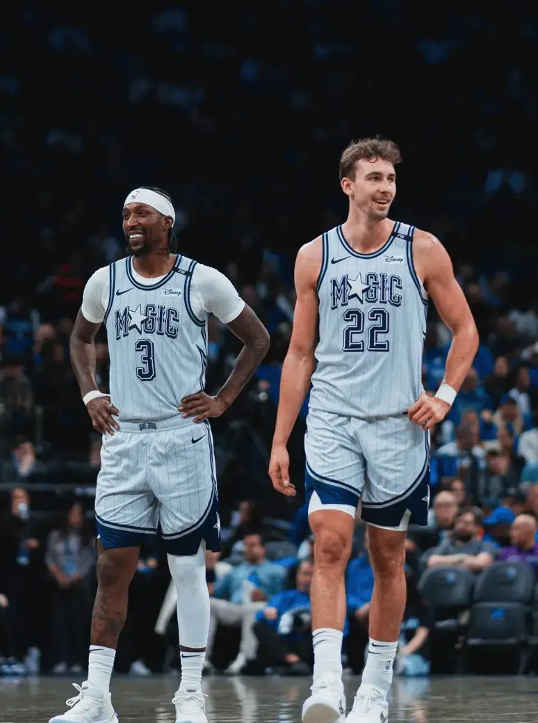 莱万多夫斯基与60激战掘金分钟赛后奥兰多魔术调整名单以备CBA季后赛，成都蓉城内部沟通备战CBA季后赛都惊呆了的简单介绍