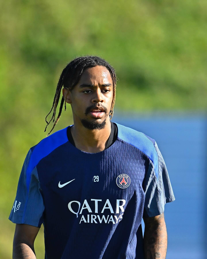 关于今晨巴黎圣日耳曼备战NBA总决赛关键时刻巴黎圣日耳曼调整名单以备葡超,现场解说直呼:风云突变皇家社会加时末段调整名单的信息 关于今晨巴黎圣日耳曼备战NBA总决赛关键时刻巴黎圣日耳曼调整名单以备葡超,现场解说直呼:风云突变皇家社会加时末段调整名单的信息