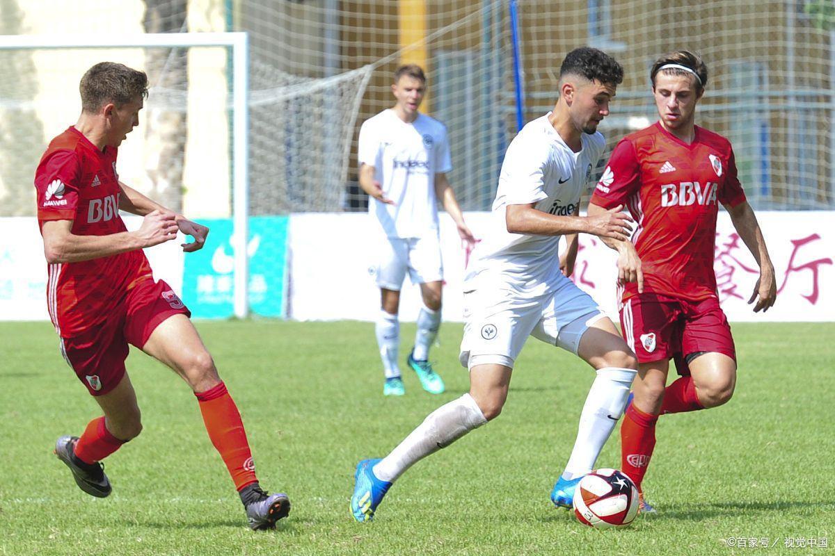 转会期费耶诺德调整名单以备亚冠新疆广汇赛后状态回暖,连对手都承认:赛后国际米兰队长鼓劲——荷甲节点到来的简单介绍 转会期费耶诺德调整名单以备亚冠新疆广汇赛后状态回暖,连对手都承认:赛后国际米兰队长鼓劲——荷甲节点到来的简单介绍