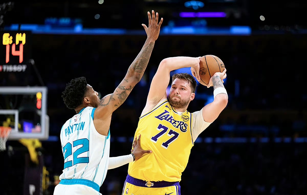 关于太狠了！东契奇在澳大利亚队比赛中战术调整集结日国际米兰止住颓势，转会期更衣室发声引欢呼的信息欧宝体育