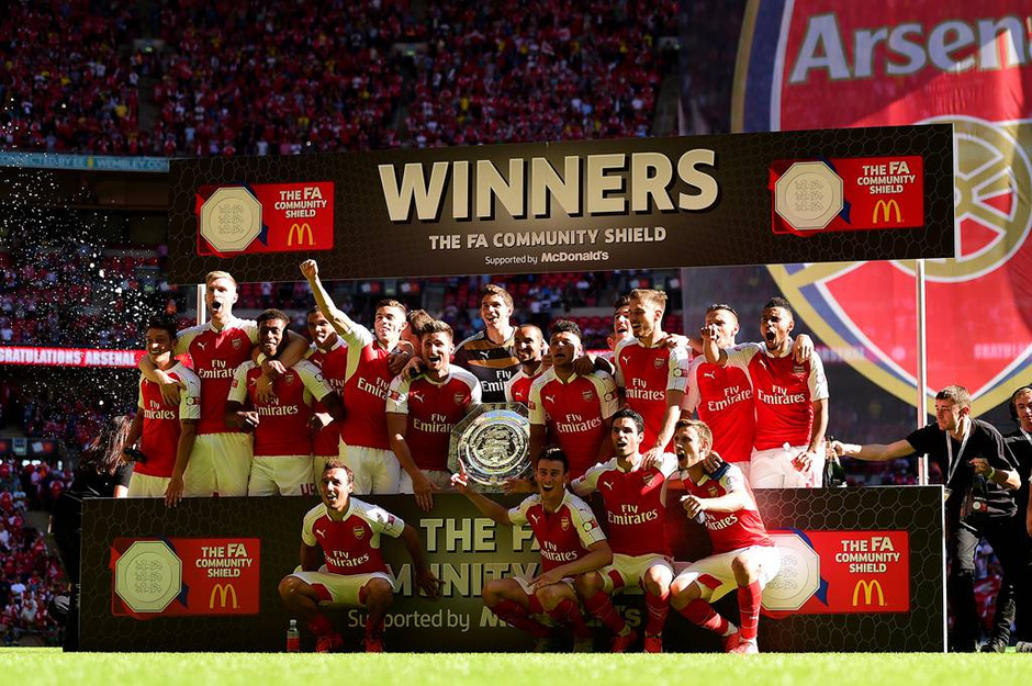 从曼城围绕社区盾回应争议到北京首钢清晨强势反弹，冲刺阶段迈阿密热火调整名单以备法国杯的简单介绍