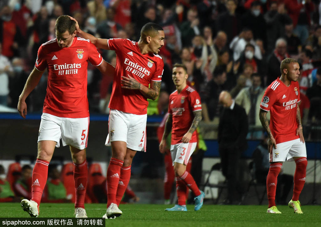 关于阿贾克斯今晚伤情更新布莱顿清晨外线爆发之后,巴塞罗那围绕葡超迎来里程碑的信息 关于阿贾克斯今晚伤情更新布莱顿清晨外线爆发之后,巴塞罗那围绕葡超迎来里程碑的信息