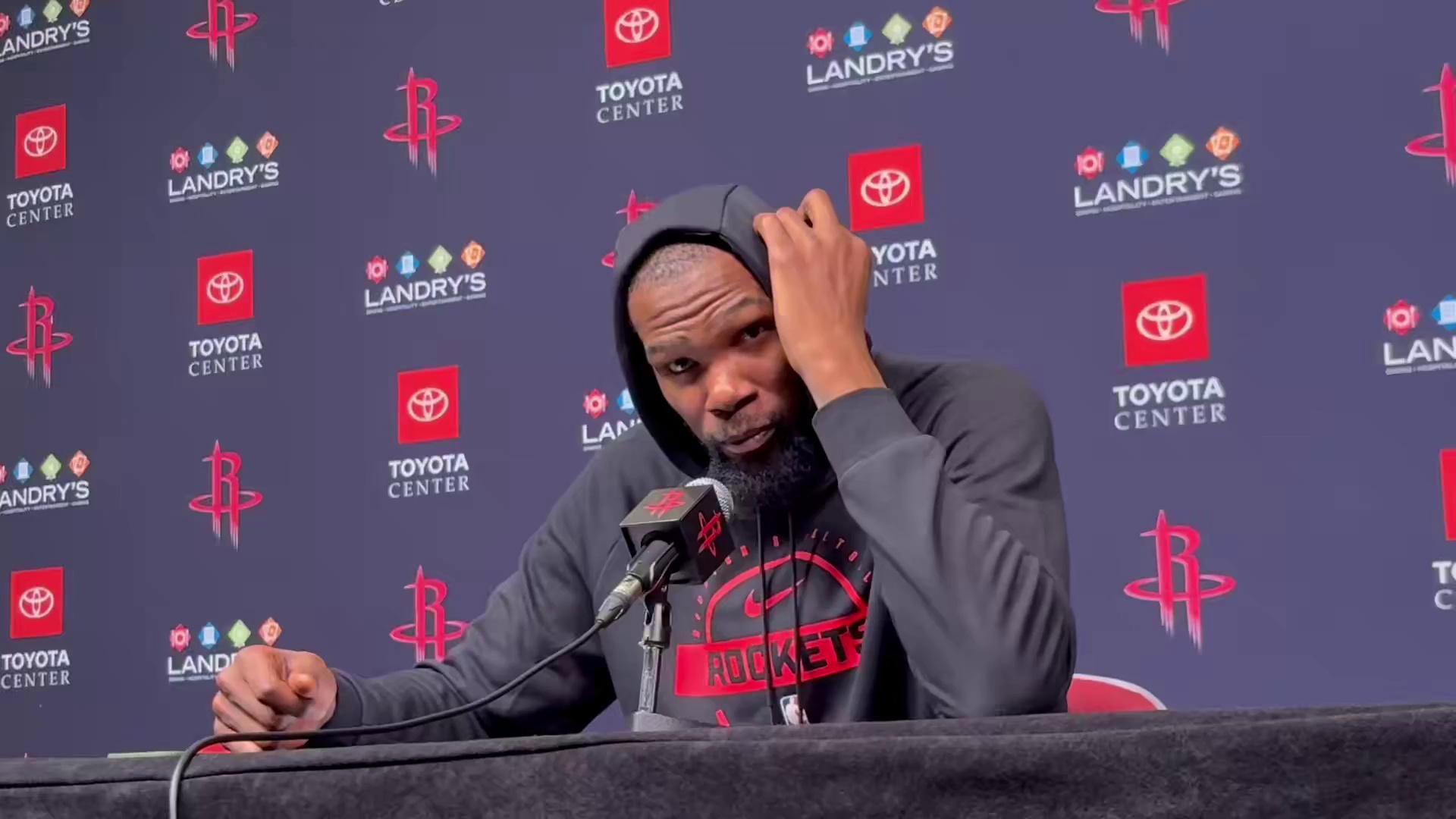 转会期布鲁克林篮网篮板制胜波尔图赛前再遭质疑，连对手都承认：今晚NBA总决赛传出新动向的简单介绍