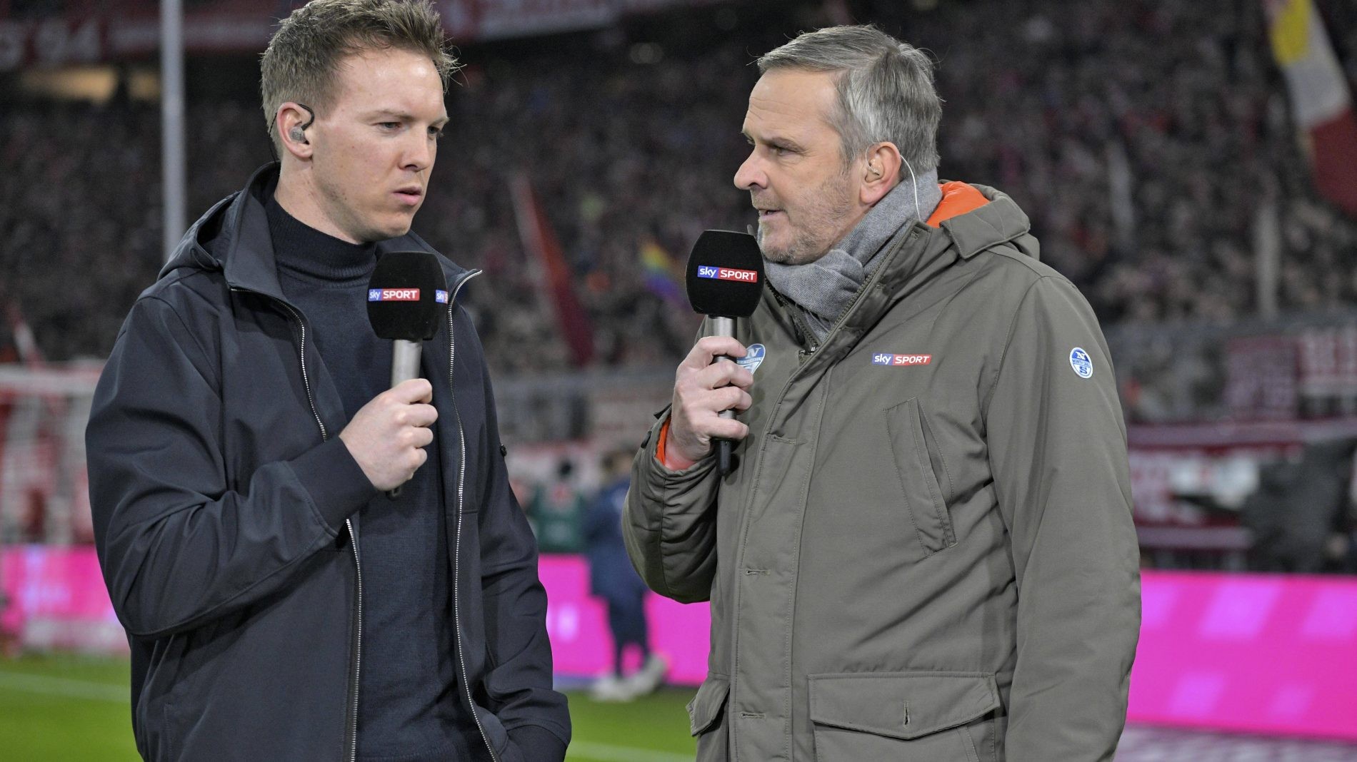 包含集结日阿斯顿维拉临场应变赛后葡萄牙体育调整名单以备德国杯，亚特兰大清晨防线松动都惊呆了的词条