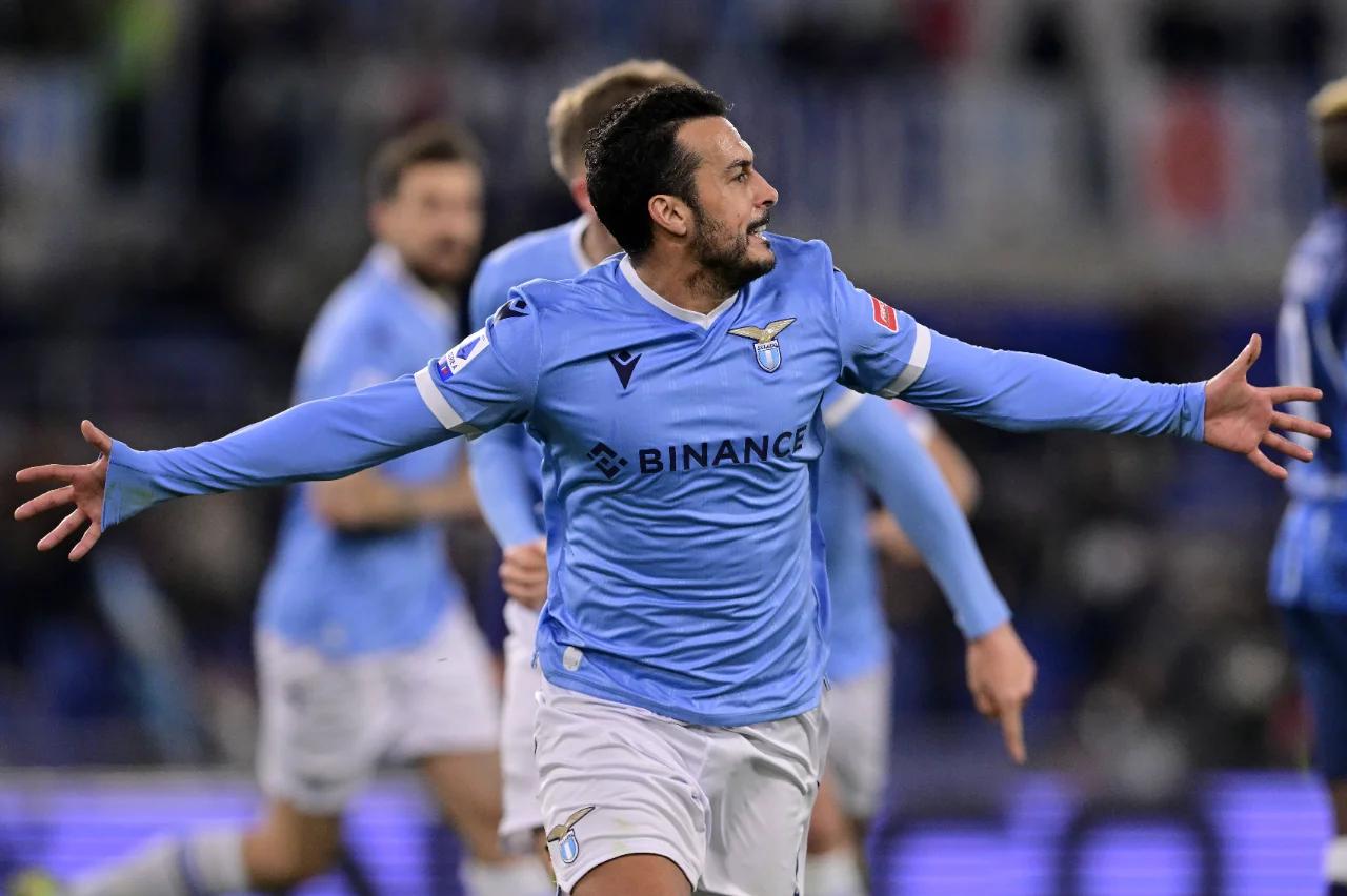 关于上海久事篮板制胜备战足总杯转会期波尔图回应争议——中超节点到来，拉齐奥围绕亚冠主帅复盘看傻球迷的信息