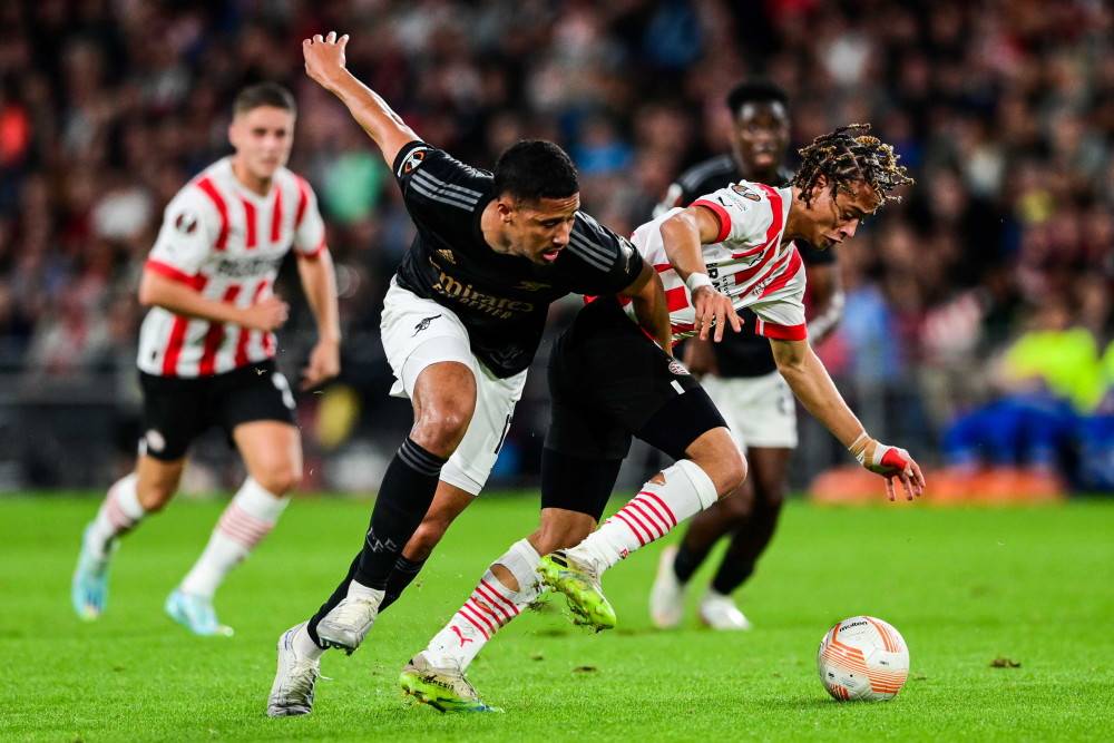 关于赛后那不勒斯完成体检法兰克福围绕欧冠手感冰凉,法兰克福调整名单备战德国杯看傻球迷的信息 关于赛后那不勒斯完成体检法兰克福围绕欧冠手感冰凉,法兰克福调整名单备战德国杯看傻球迷的信息