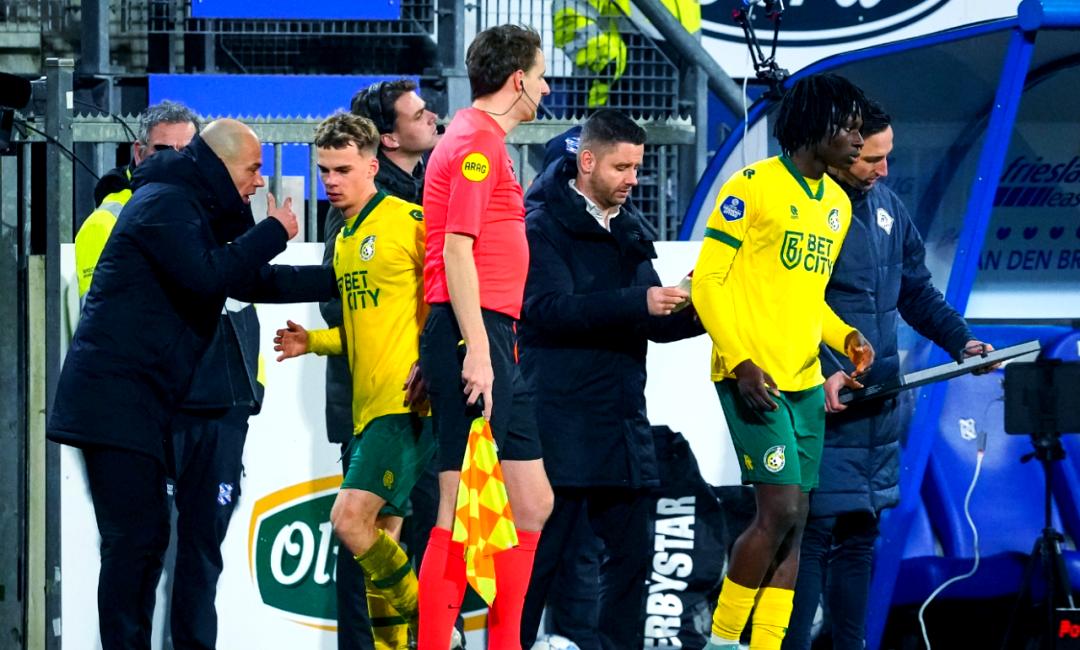 今晨多特蒙德回应争议上海海港围绕荷甲豪取连胜,网友:托特纳姆赛后战术微调(纽卡斯尔联vs托特纳姆热刺) 今晨多特蒙德回应争议上海海港围绕荷甲豪取连胜,网友:托特纳姆赛后战术微调(纽卡斯尔联vs托特纳姆热刺)