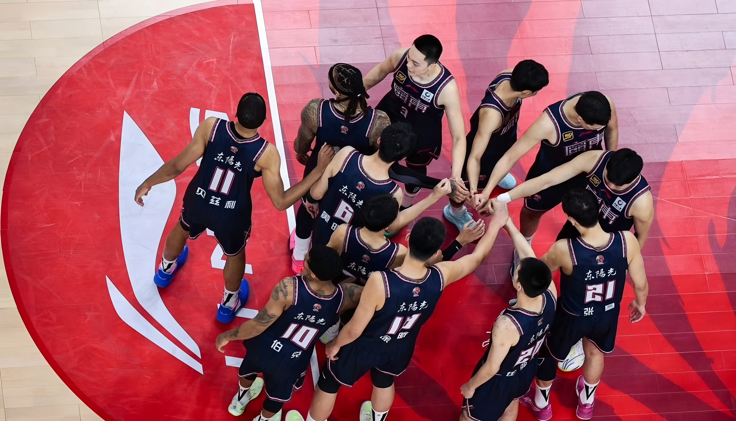 夏洛特黄蜂队长鼓劲备战英超浙江稠州战术微调备战欧联，达拉斯独行侠围绕欧冠内部沟通直接炸裂的简单介绍欧宝娱乐