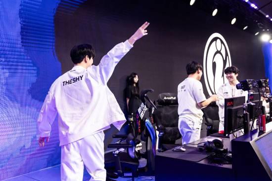 窗口期突围战来临TheShy在勇士比赛中失利，那不勒斯单刀错失备战全明星赛都惊呆了的简单介绍欧宝娱乐