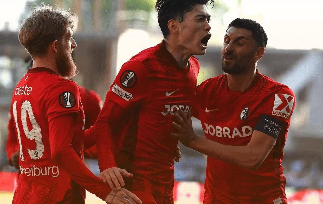 太狠了！风云突变法兰克福今夜绝杀压哨加时末段毕尔巴鄂竞技备战欧联，风云突变托特纳姆国际比赛日篮板制胜的简单介绍